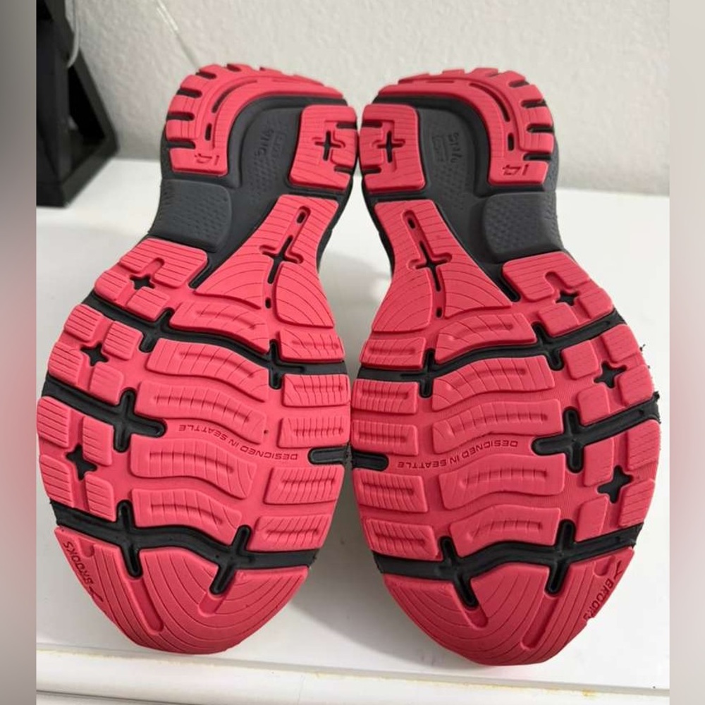 Brooks ghost 14 Women's Athletic Shoes - White and Pink - Picture 7 of 8
